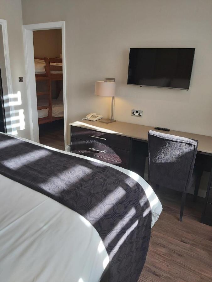 Crown Lodge Hotel Wisbech Room photo